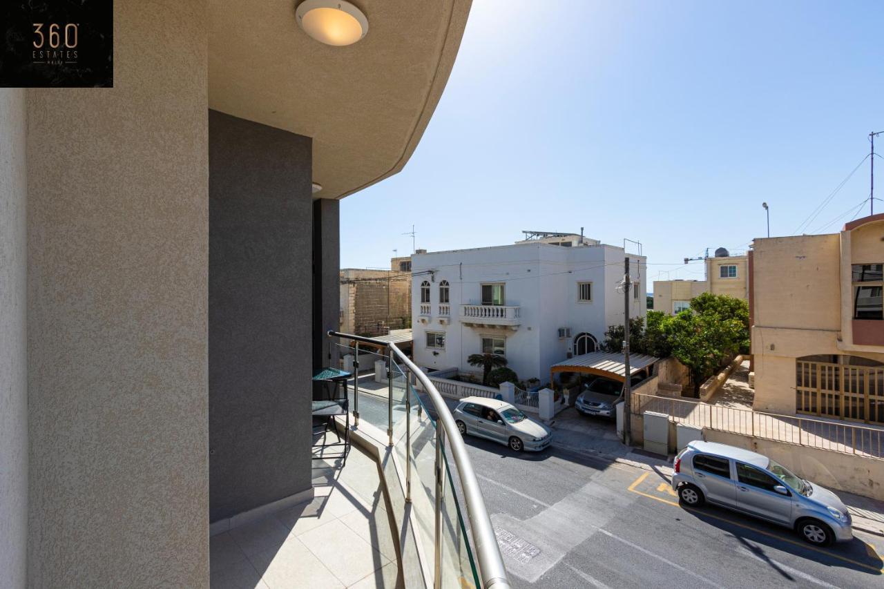 High-End Central Apt With Comfy Bed & Super Wifi By 360 Estates San Gwann Exterior photo